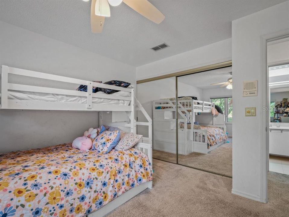 Active With Contract: $410,000 (2 beds, 2 baths, 2569 Square Feet)