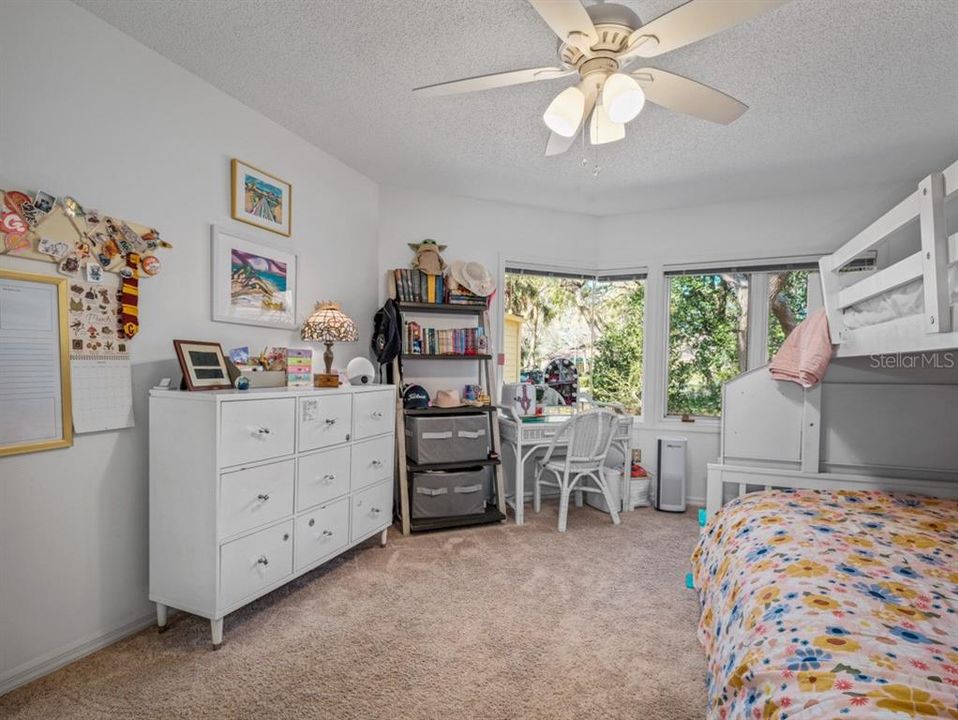 Active With Contract: $410,000 (2 beds, 2 baths, 2569 Square Feet)