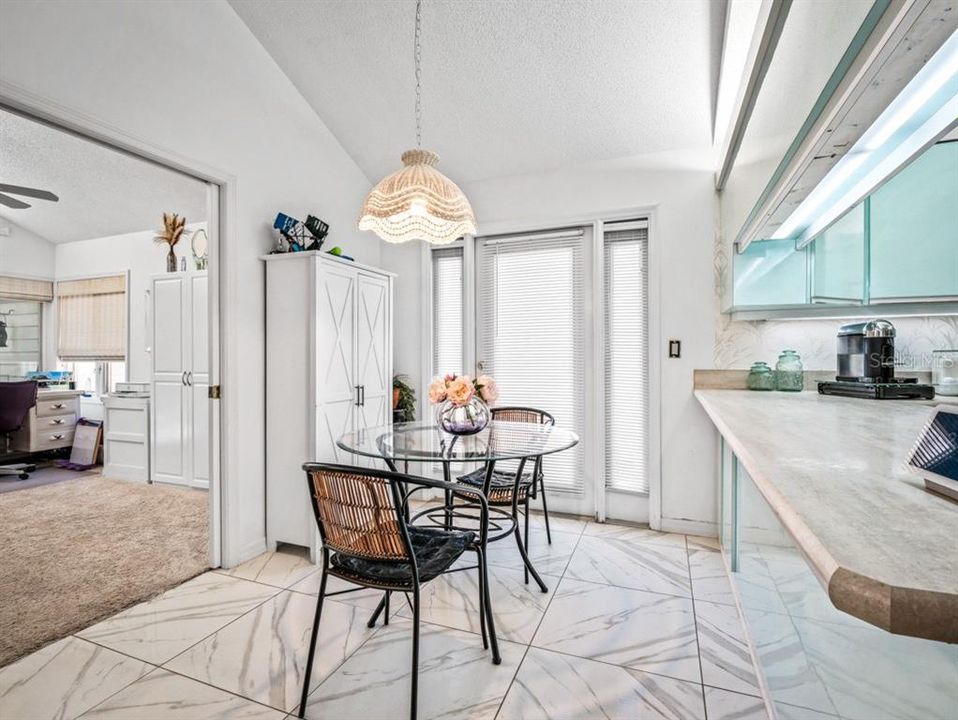 Active With Contract: $410,000 (2 beds, 2 baths, 2569 Square Feet)