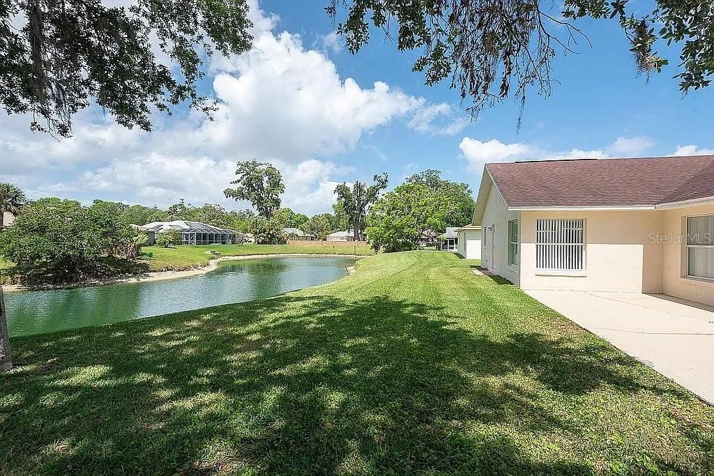 待售: $392,000 (3 贝兹, 2 浴室, 1903 平方英尺)