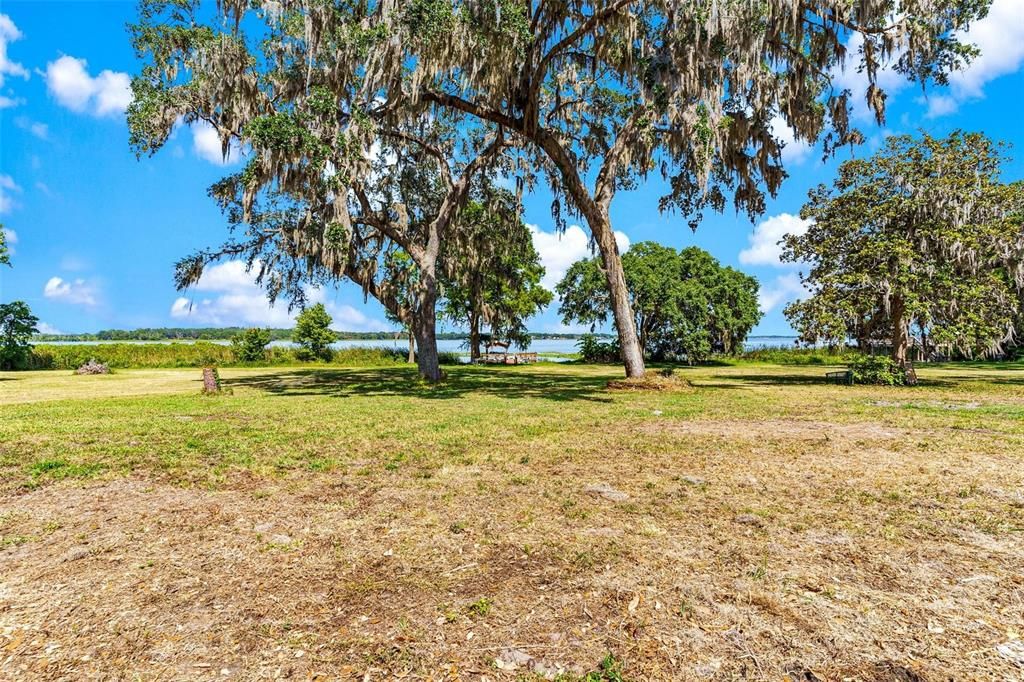 For Sale: $825,000 (5 beds, 4 baths, 4514 Square Feet)