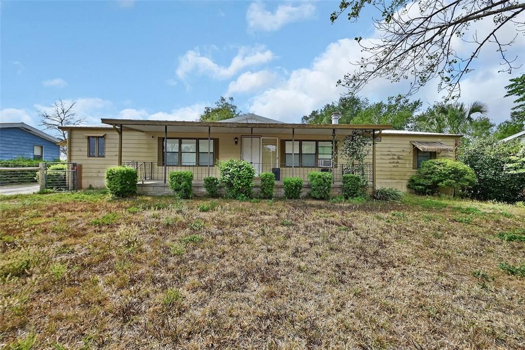 Active With Contract: $140,000 (3 beds, 2 baths, 1792 Square Feet)