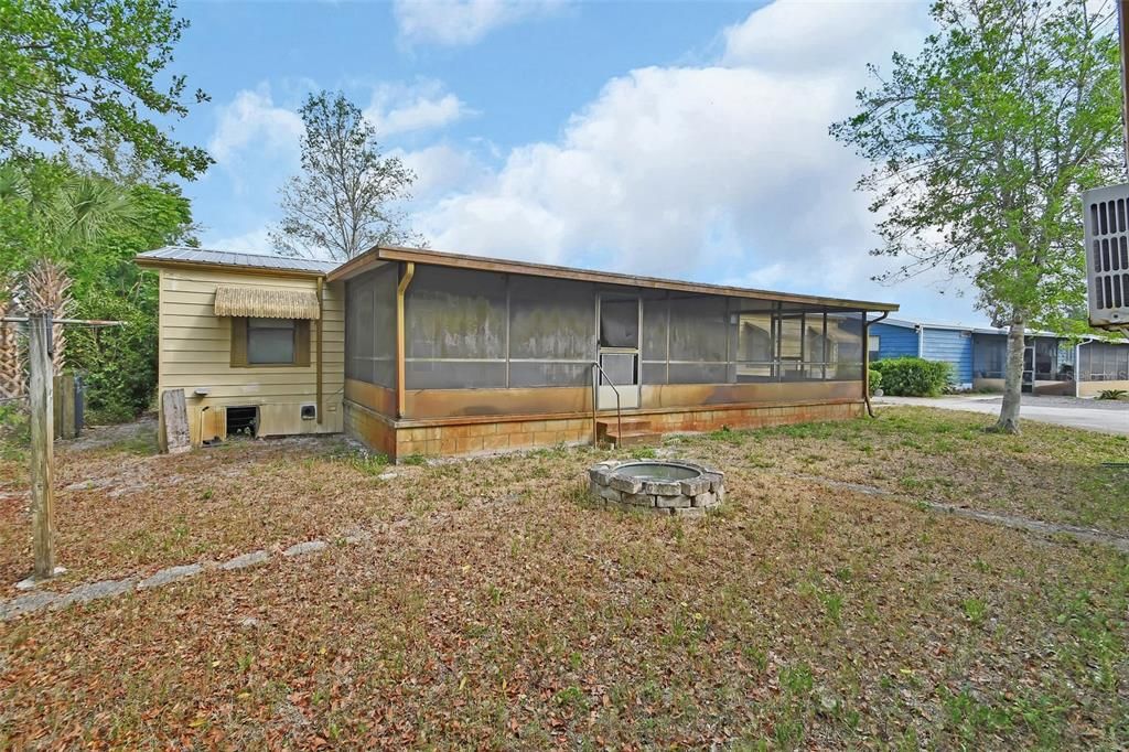 Active With Contract: $140,000 (3 beds, 2 baths, 1792 Square Feet)