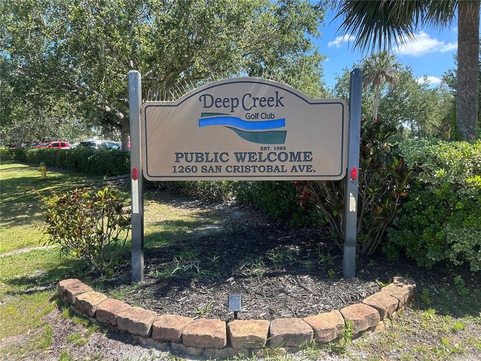 Под контрактом: $408,100 (4 спален, 3 ванн, 2265 Квадратных фут)