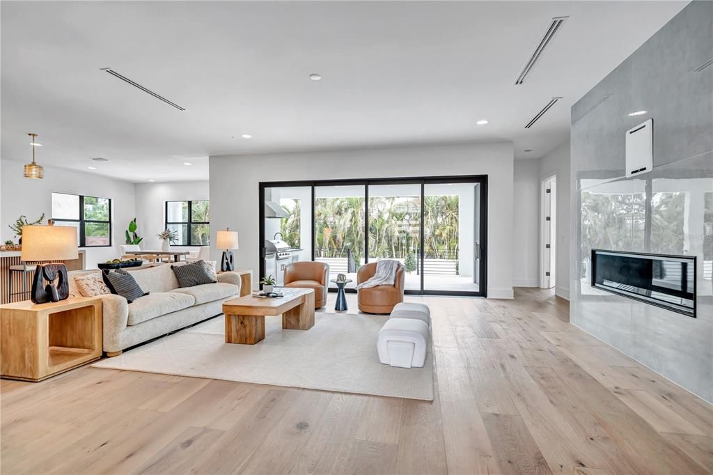 For Rent: $19,500 (5 beds, 5 baths, 5004 Square Feet)