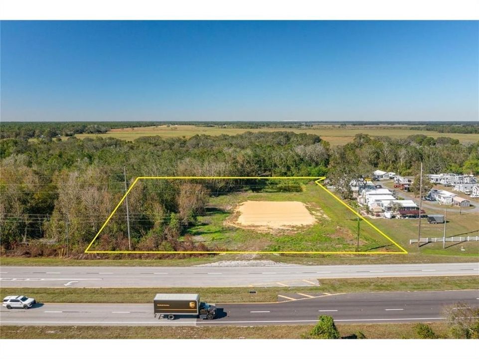 En Venta: $420,000 (2.82 acres)