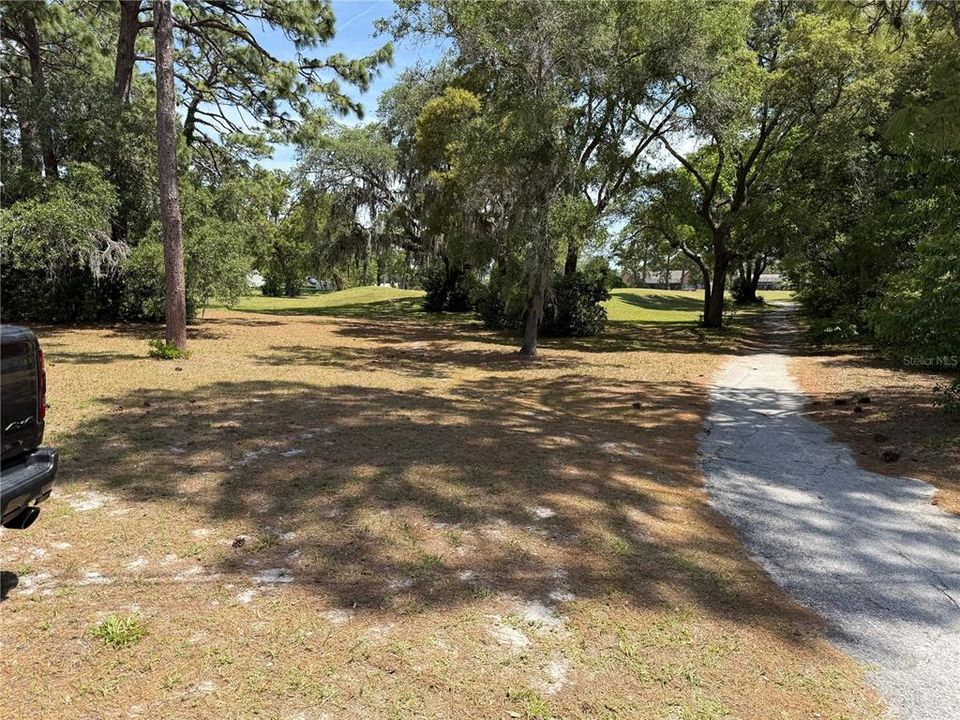 合同活跃: $45,000 (0.52 acres)