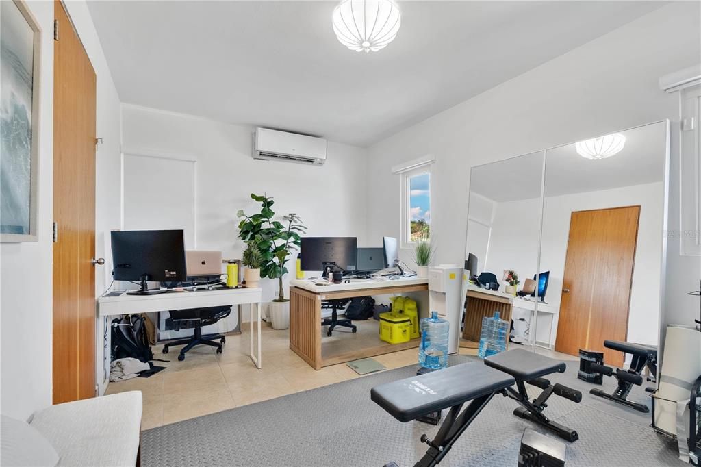 For Sale: $1,190,000 (4 beds, 3 baths, 2762 Square Feet)