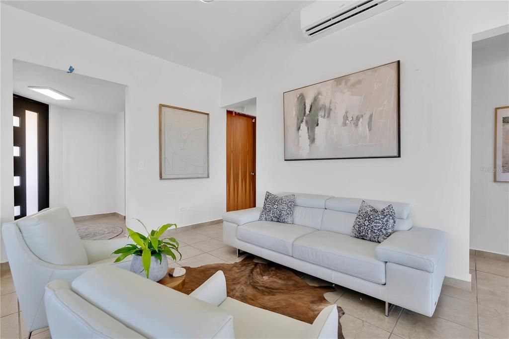 For Sale: $1,190,000 (4 beds, 3 baths, 2762 Square Feet)