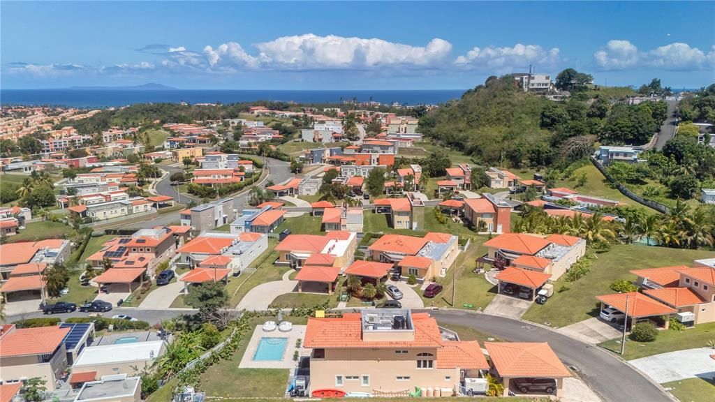 For Sale: $1,190,000 (4 beds, 3 baths, 2762 Square Feet)