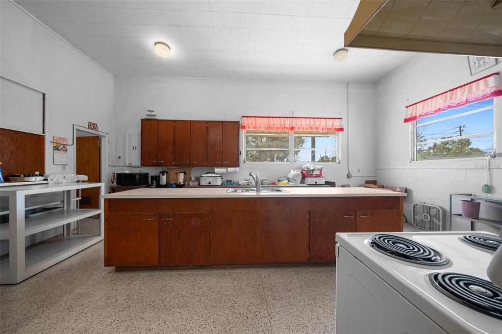 На продажу: $375,000 (0 спален, 0 ванн, 3272 Квадратных фут)