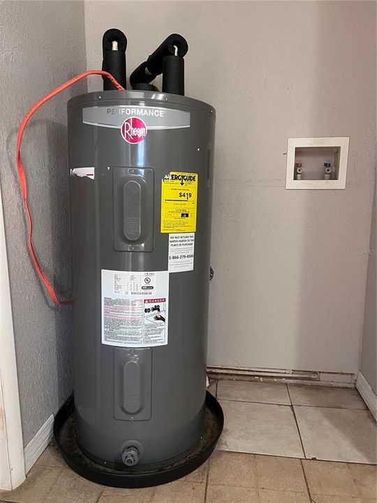 For Sale: $139,900 (2 beds, 1 baths, 1020 Square Feet)