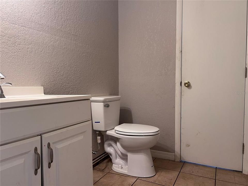 For Sale: $139,900 (2 beds, 1 baths, 1020 Square Feet)