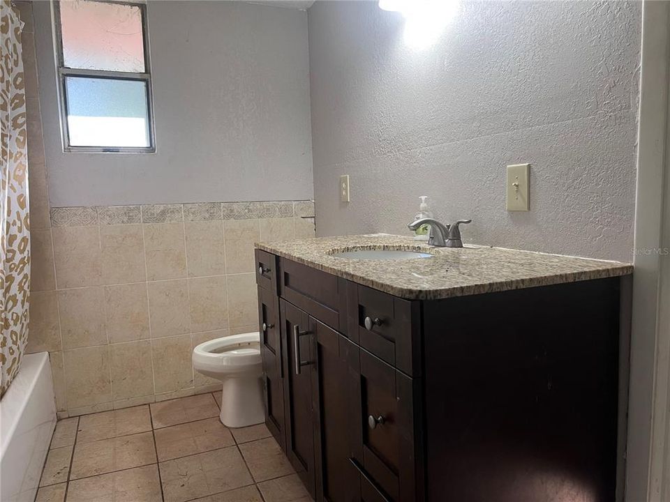 For Sale: $139,900 (2 beds, 1 baths, 1020 Square Feet)