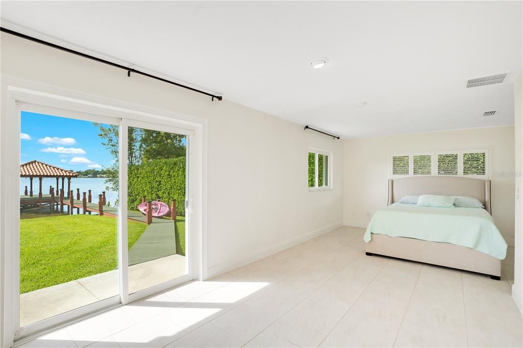 For Sale: $977,000 (3 beds, 2 baths, 2307 Square Feet)
