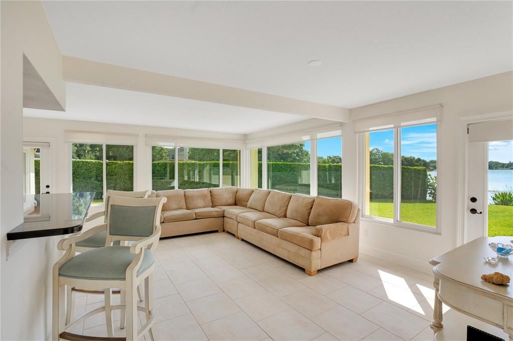 For Sale: $977,000 (3 beds, 2 baths, 2307 Square Feet)