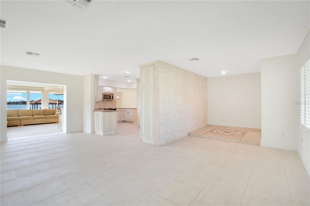 For Sale: $977,000 (3 beds, 2 baths, 2307 Square Feet)