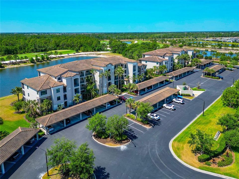 待售: $220,000 (2 贝兹, 2 浴室, 1121 平方英尺)