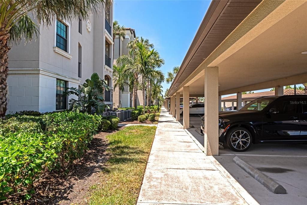 待售: $220,000 (2 贝兹, 2 浴室, 1121 平方英尺)