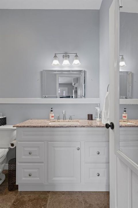 待售: $825,000 (3 贝兹, 2 浴室, 1946 平方英尺)