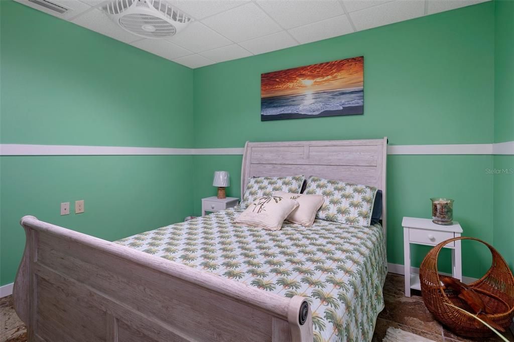 待售: $825,000 (3 贝兹, 2 浴室, 1946 平方英尺)