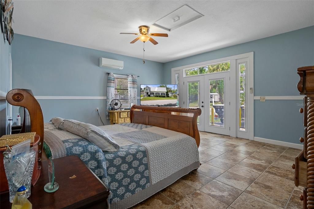 待售: $825,000 (3 贝兹, 2 浴室, 1946 平方英尺)