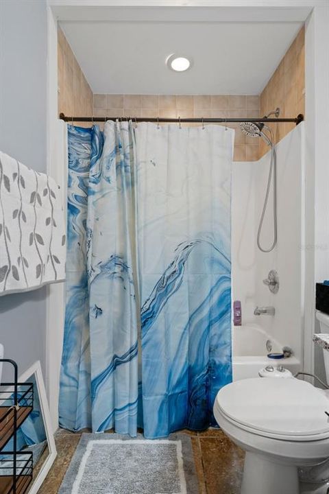 待售: $825,000 (3 贝兹, 2 浴室, 1946 平方英尺)