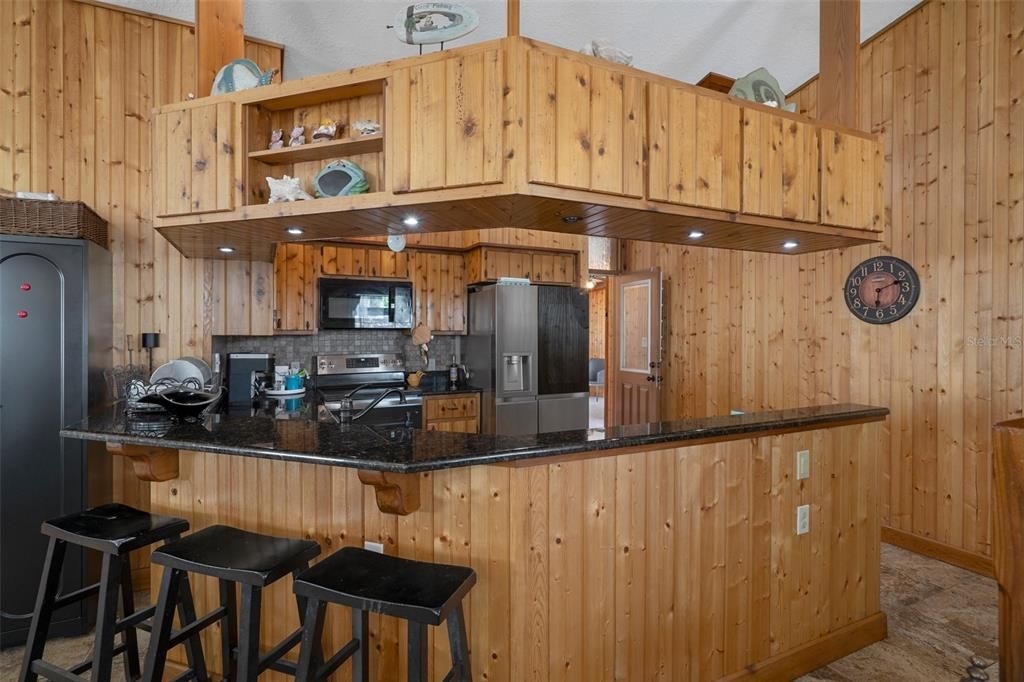 待售: $825,000 (3 贝兹, 2 浴室, 1946 平方英尺)