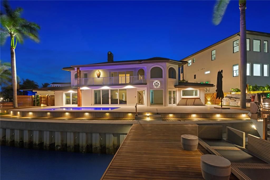 Activo con contrato: $3,498,000 (3 camas, 3 baños, 3225 Pies cuadrados)