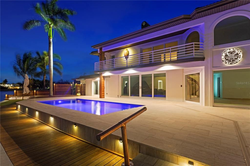 Activo con contrato: $3,498,000 (3 camas, 3 baños, 3225 Pies cuadrados)