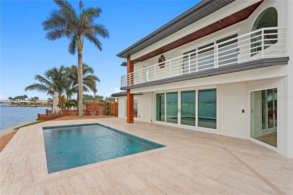 Activo con contrato: $3,498,000 (3 camas, 3 baños, 3225 Pies cuadrados)