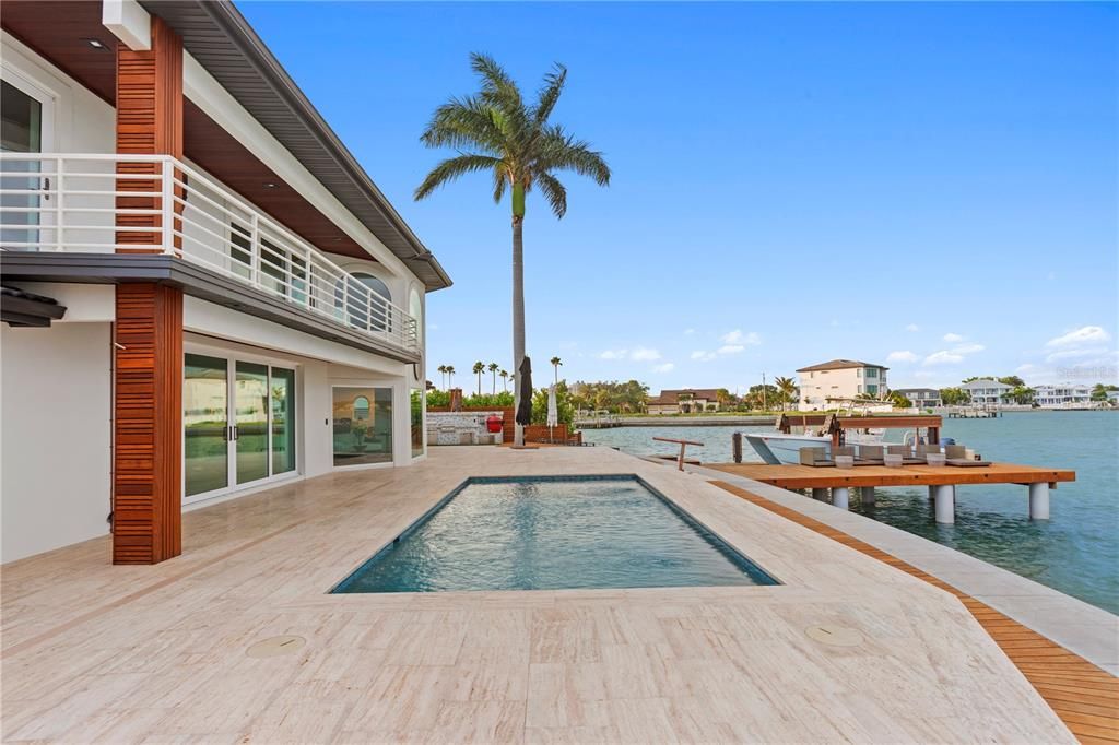 Activo con contrato: $3,498,000 (3 camas, 3 baños, 3225 Pies cuadrados)