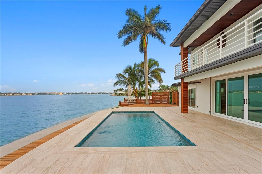 Activo con contrato: $3,498,000 (3 camas, 3 baños, 3225 Pies cuadrados)