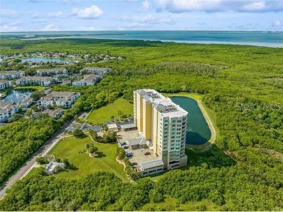 For Sale: $1,200,000 (36.64 acres)