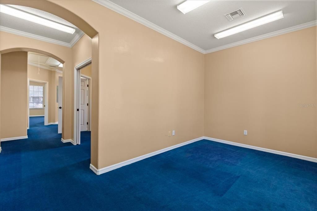 待售: $24,000 (0 贝兹, 0 浴室, 4040 平方英尺)