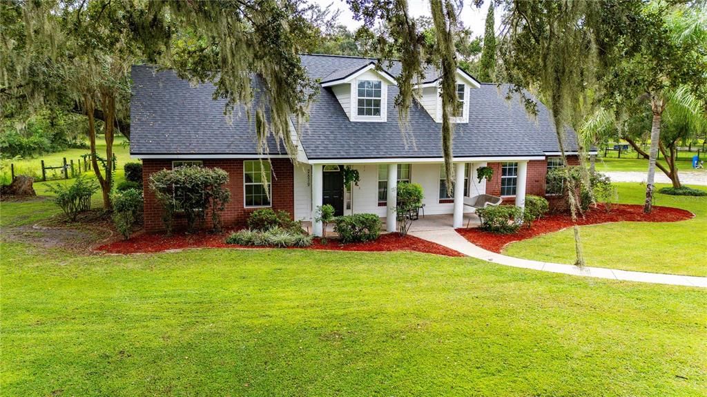 На продажу: $635,000 (4 спален, 2 ванн, 1705 Квадратных фут)