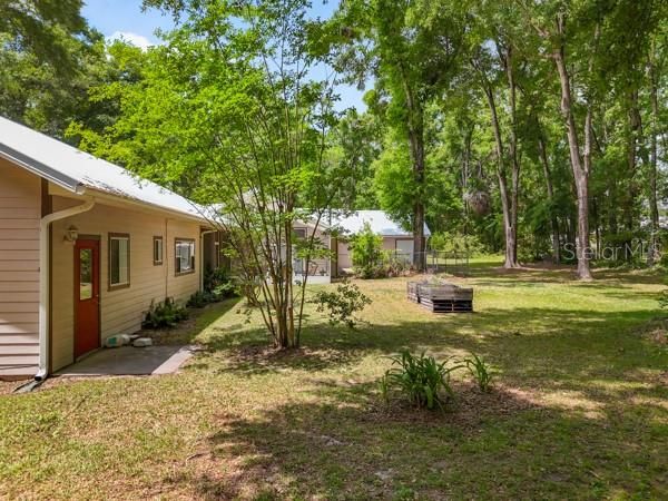 For Sale: $657,000 (5 beds, 4 baths, 4366 Square Feet)