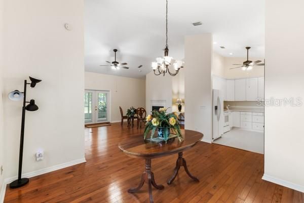 Guest House Dining Rm