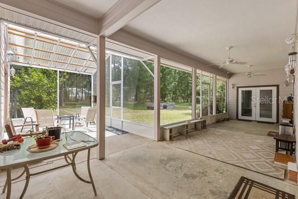 Screened-In Patio