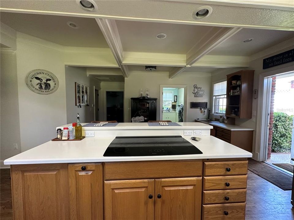 For Sale: $825,000 (3 beds, 4 baths, 3272 Square Feet)