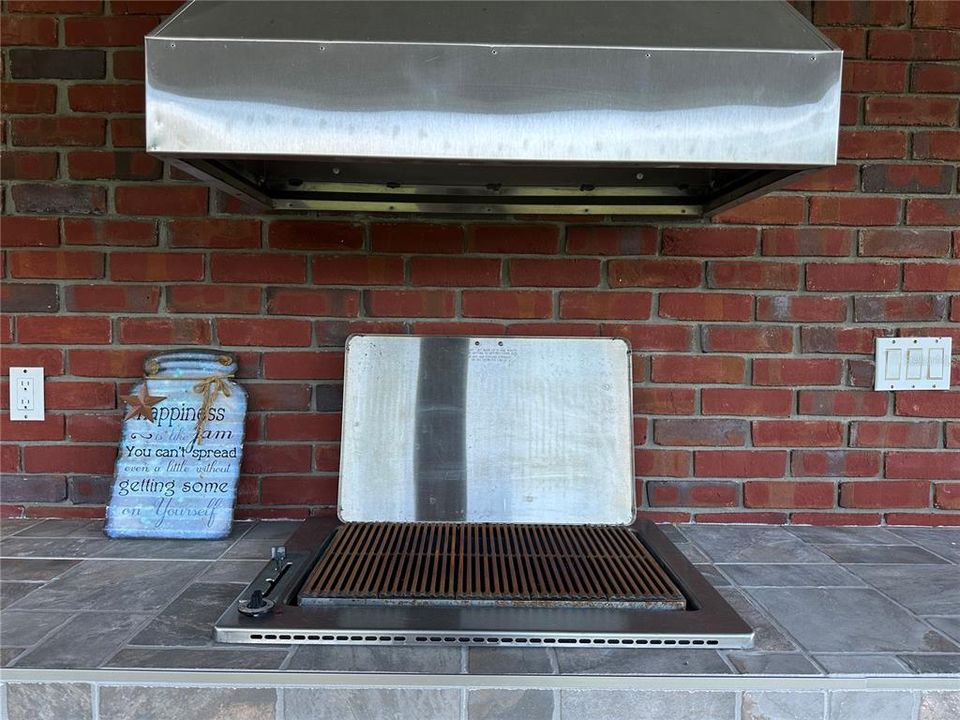 For Sale: $825,000 (3 beds, 4 baths, 3272 Square Feet)