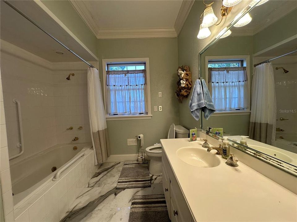 For Sale: $825,000 (3 beds, 4 baths, 3272 Square Feet)