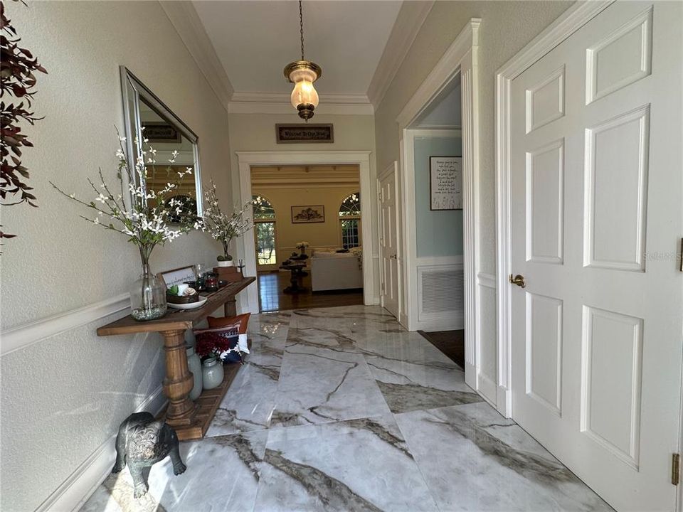 For Sale: $825,000 (3 beds, 4 baths, 3272 Square Feet)