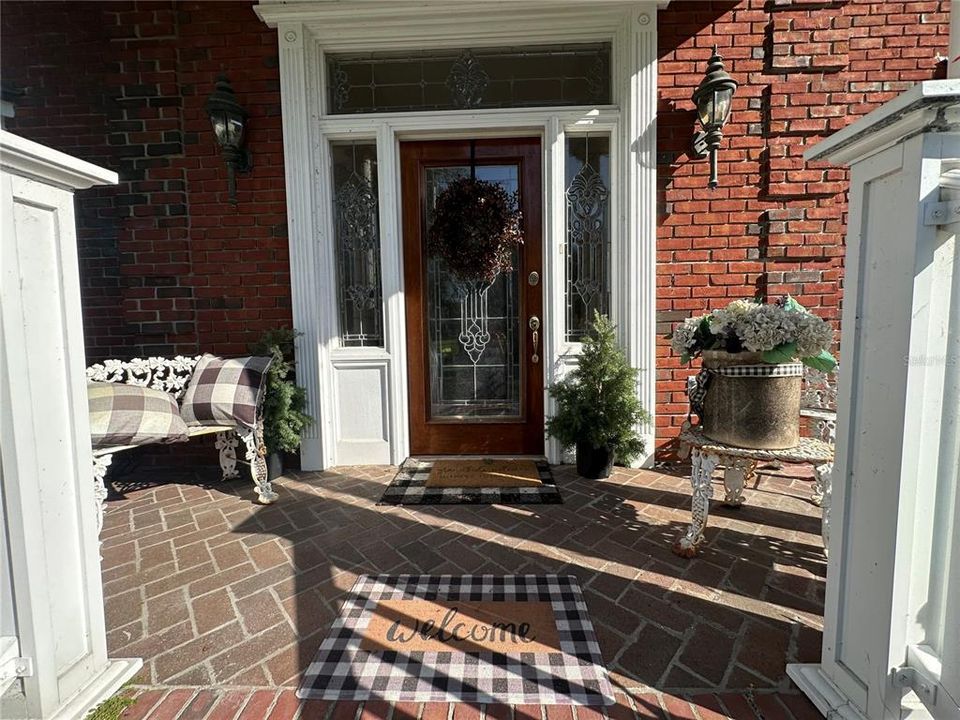 For Sale: $825,000 (3 beds, 4 baths, 3272 Square Feet)