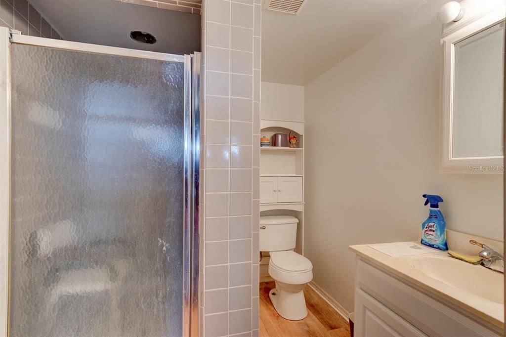 Activo con contrato: $199,900 (3 camas, 2 baños, 1524 Pies cuadrados)