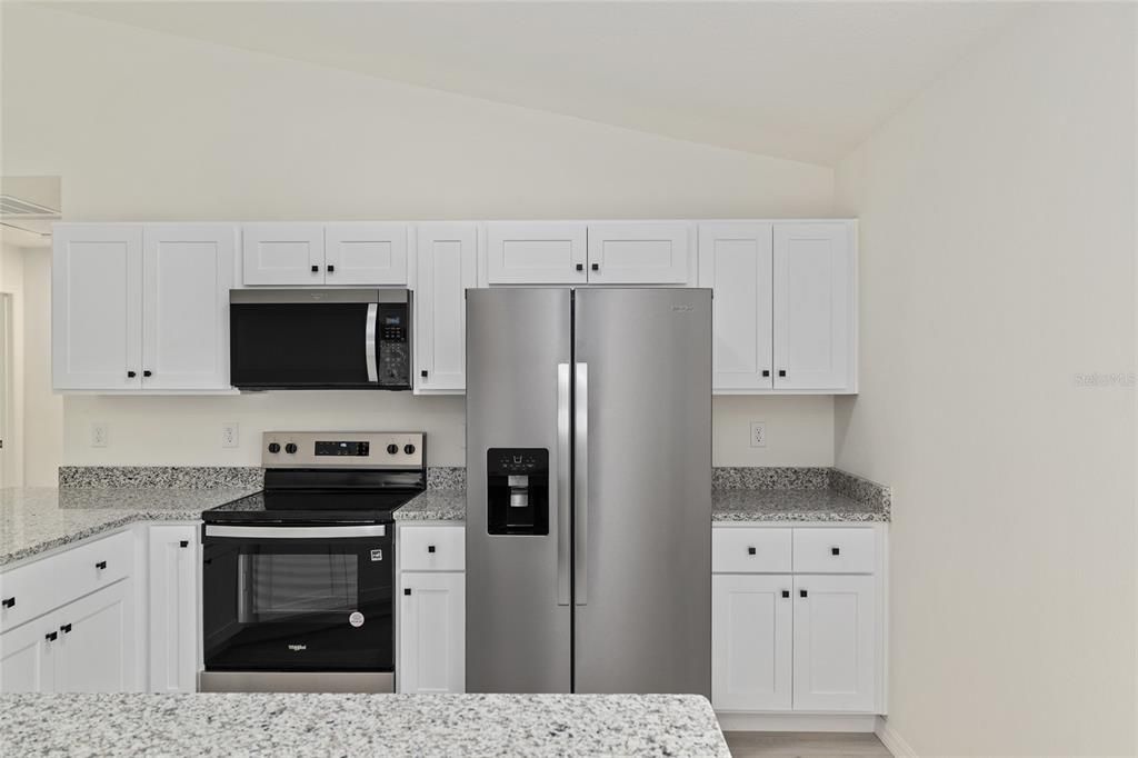 Active With Contract: $229,900 (3 beds, 2 baths, 1394 Square Feet)