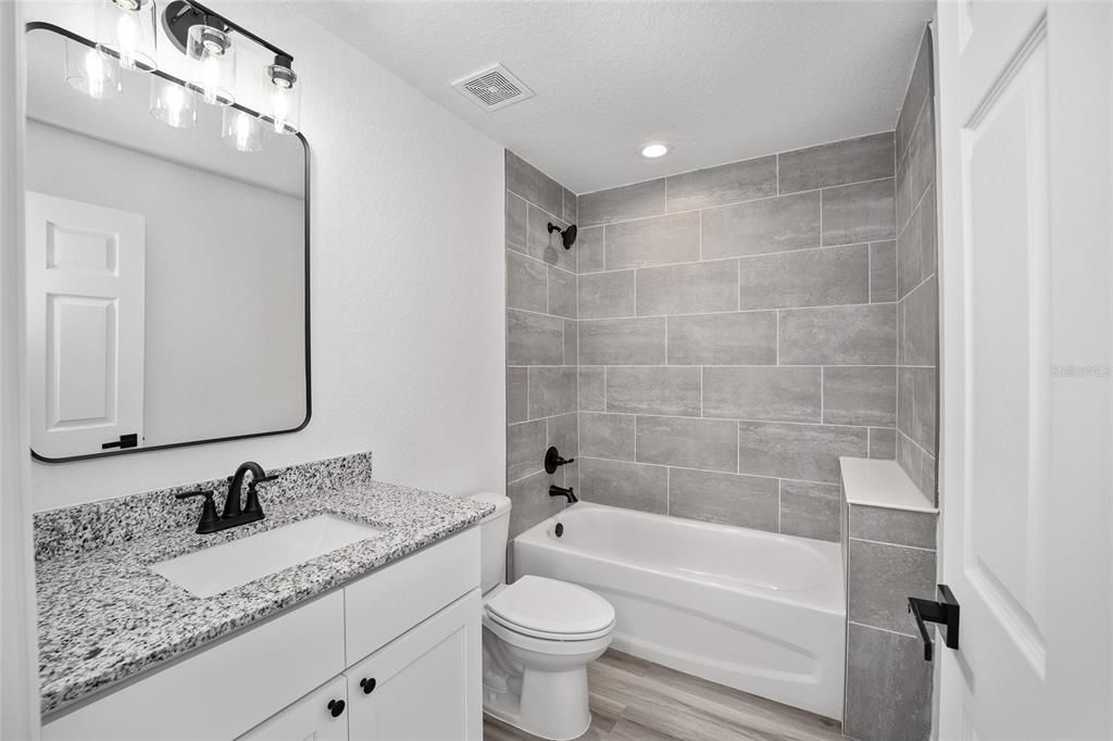 Active With Contract: $229,900 (3 beds, 2 baths, 1394 Square Feet)