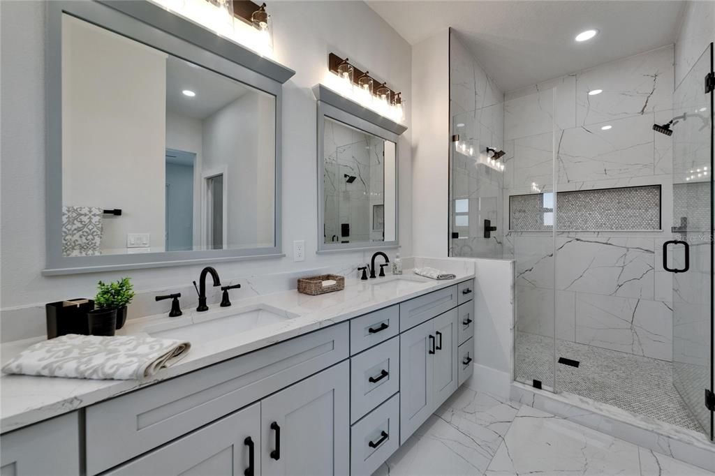 待售: $1,849,000 (4 贝兹, 5 浴室, 4704 平方英尺)