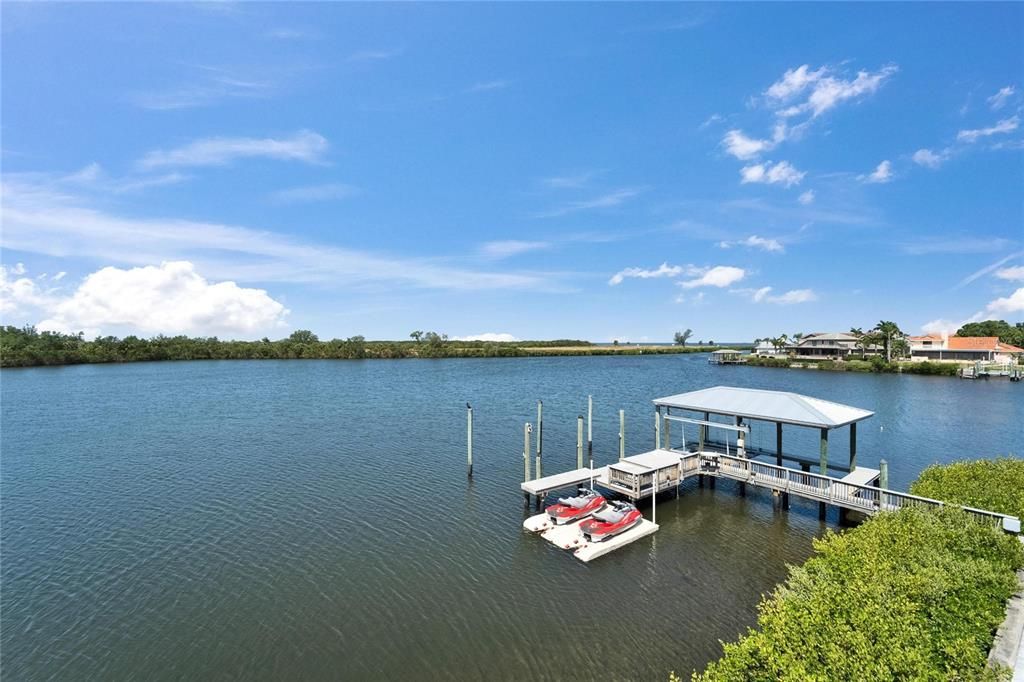 待售: $1,849,000 (4 贝兹, 5 浴室, 4704 平方英尺)