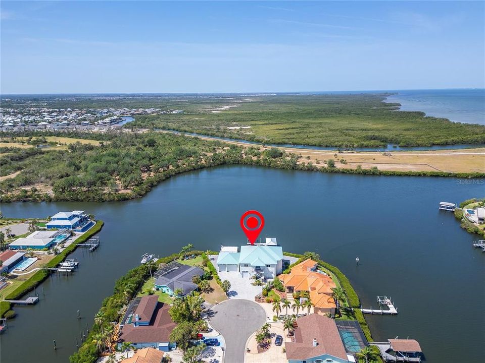 待售: $1,849,000 (4 贝兹, 5 浴室, 4704 平方英尺)